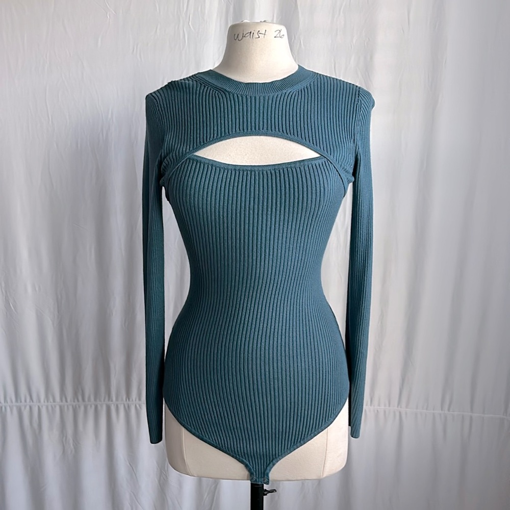 Knit body suit, front open detail